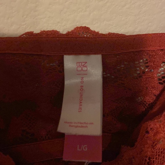 No Boundaries Dark Orange Lace Bralette - Picture 3 of 4